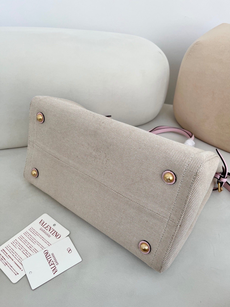 Va1e*ntin0 top handle bag